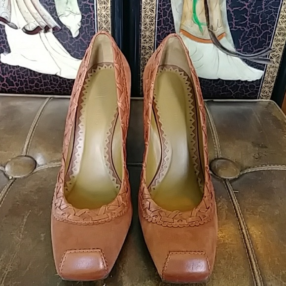 Women's Vince V Camuto Heels - Picture 4 of 7